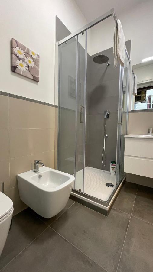 Guest House Kinga Cavour Флоренція Екстер'єр фото