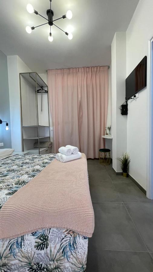 Guest House Kinga Cavour Флоренція Екстер'єр фото