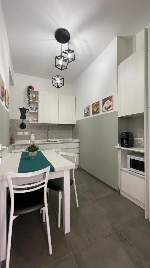 Guest House Kinga Cavour Флоренція Екстер'єр фото